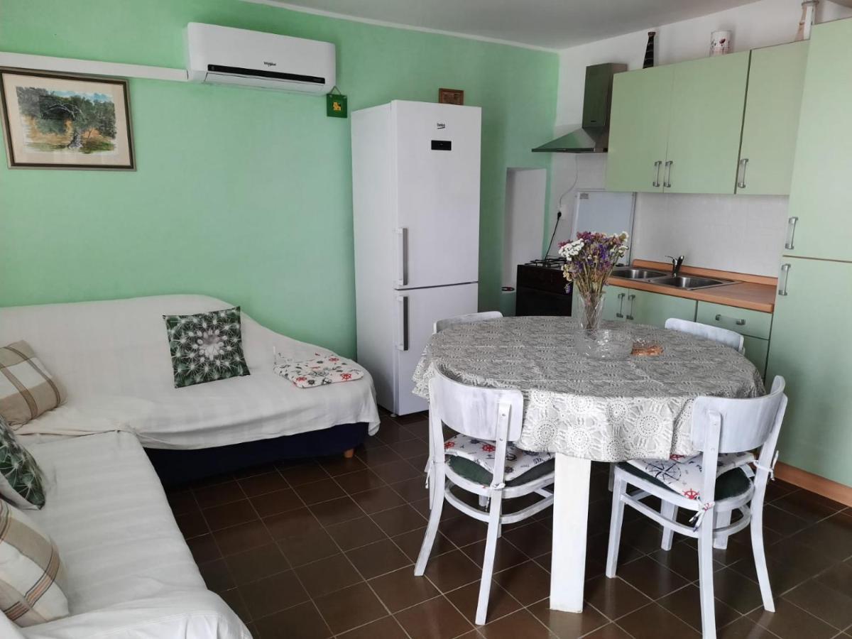Apartment Baratula Murter Buitenkant foto